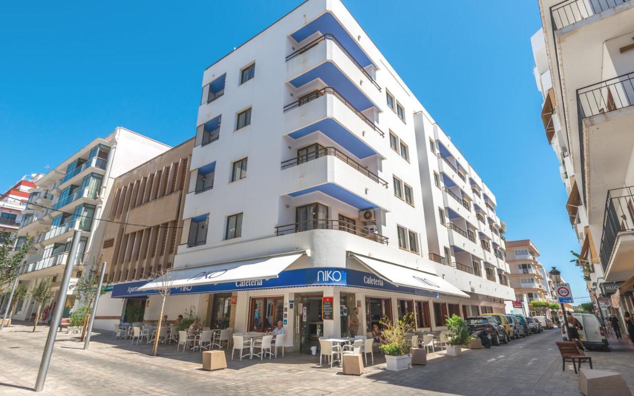 Apartments Niko Santa Eularia des Riu Luaran gambar