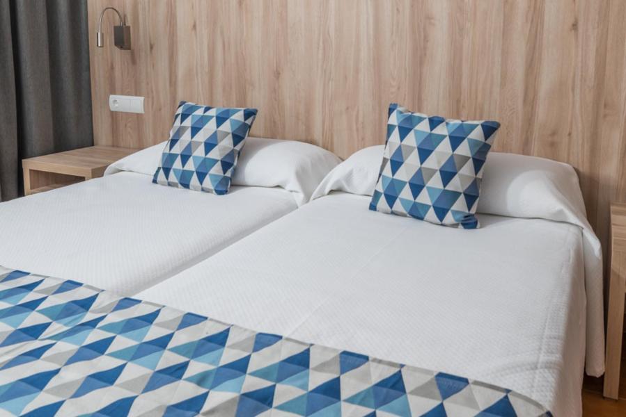 Apartments Niko Santa Eularia des Riu Luaran gambar
