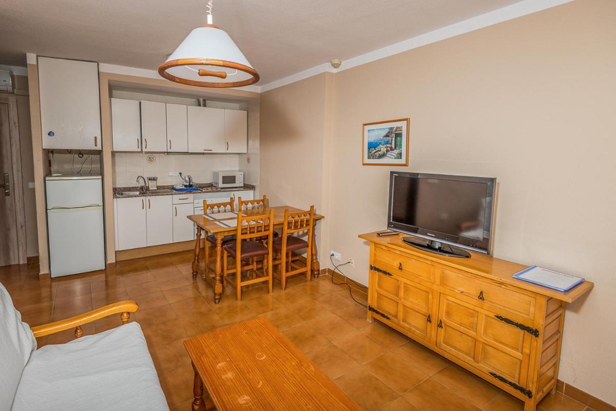 Apartments Niko Santa Eularia des Riu Luaran gambar